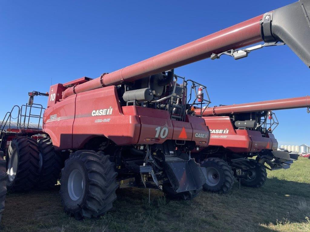 2024 Case 8250 Combine