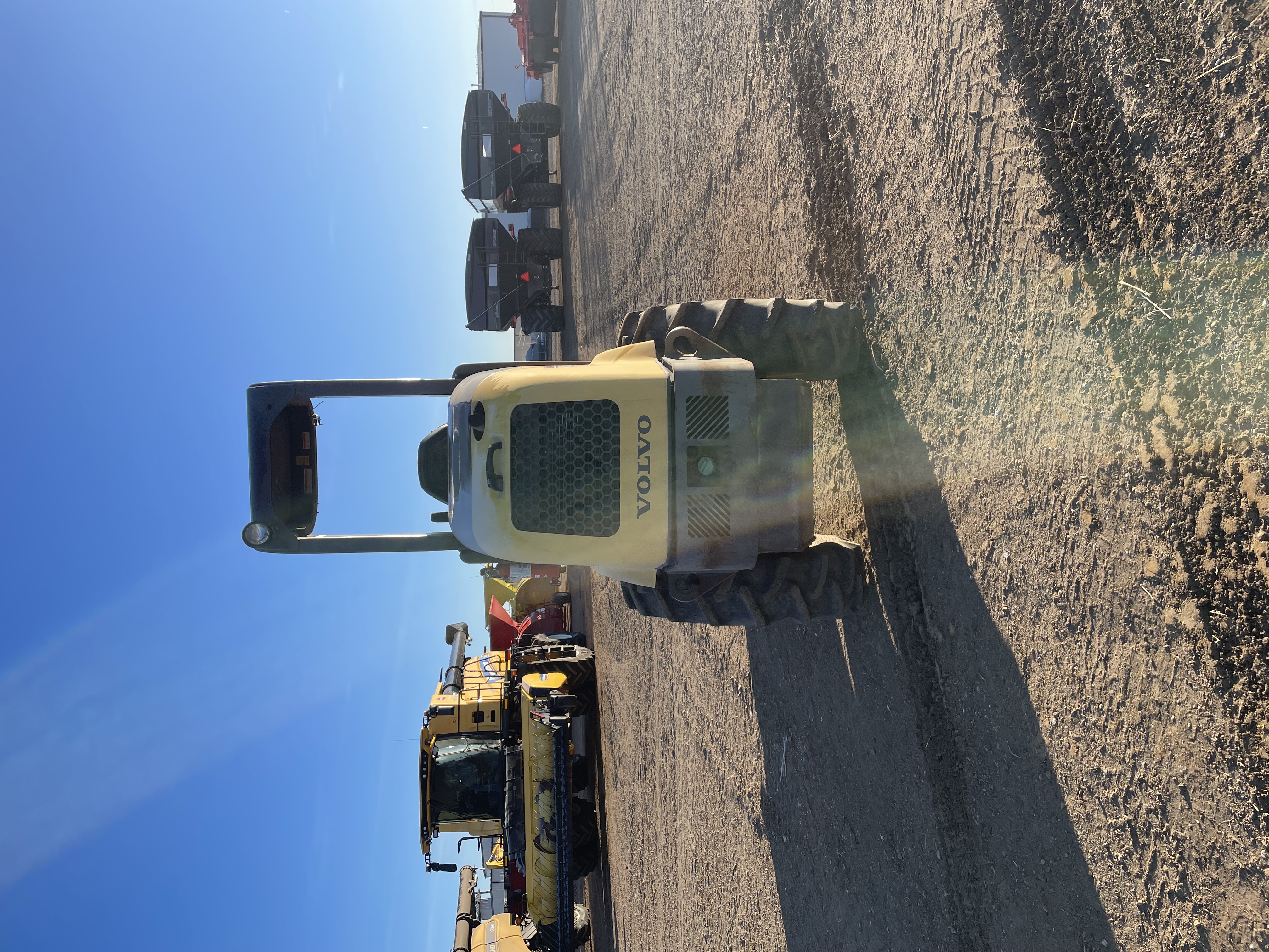 2010 Volvo SD45 Misc