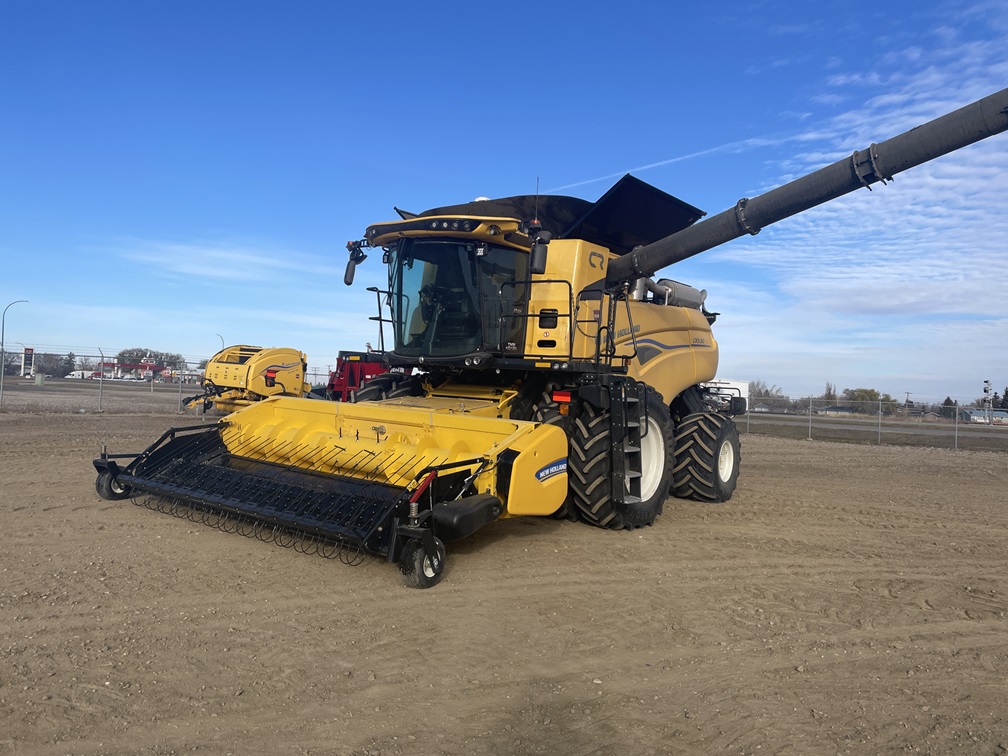 2024 New Holland CR9.90 Combine