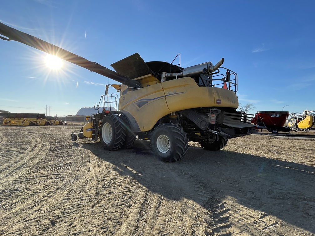 2024 New Holland CR9.90 Combine
