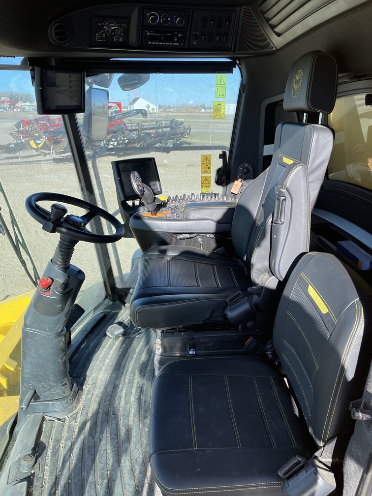 2024 New Holland CR9.90 Combine