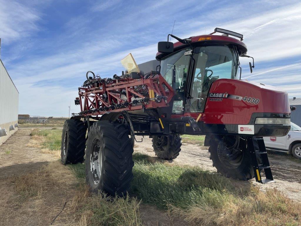 2013 Case 4430-120 Sprayer/High Clearance