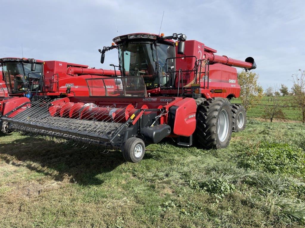 2023 Case 8250 Combine