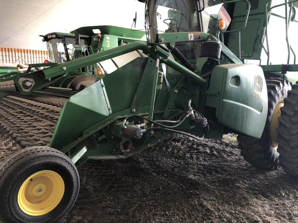 2010 John Deere 9770 Combine