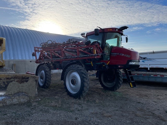 2011 Case 4420-120 Sprayer/High Clearance