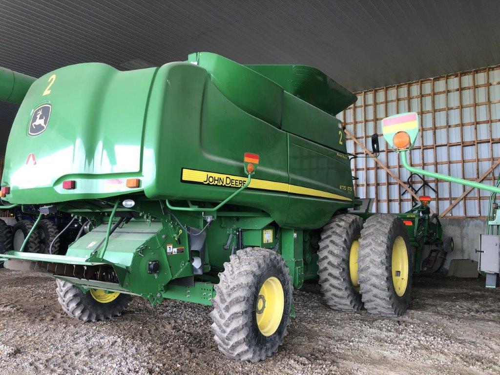 2010 John Deere 9770 Combine
