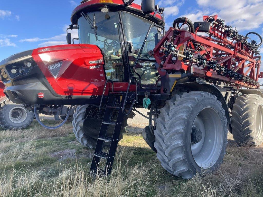 2023 Case 4350-120 Sprayer/High Clearance