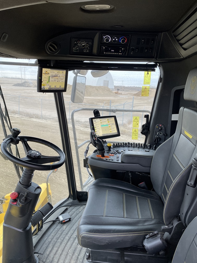 2024 New Holland CR9.90 Combine