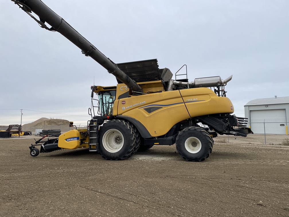 2024 New Holland CR9.90 Combine