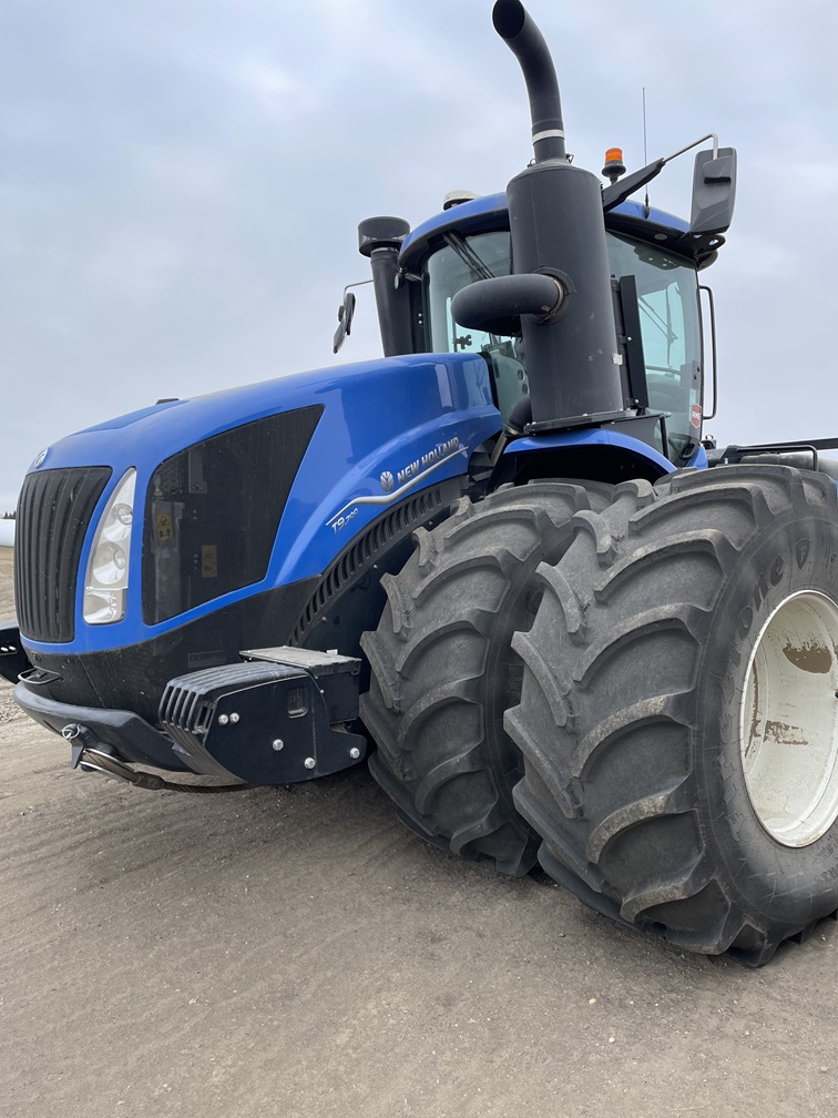 2023 New Holland T9.700 Tractor 4WD