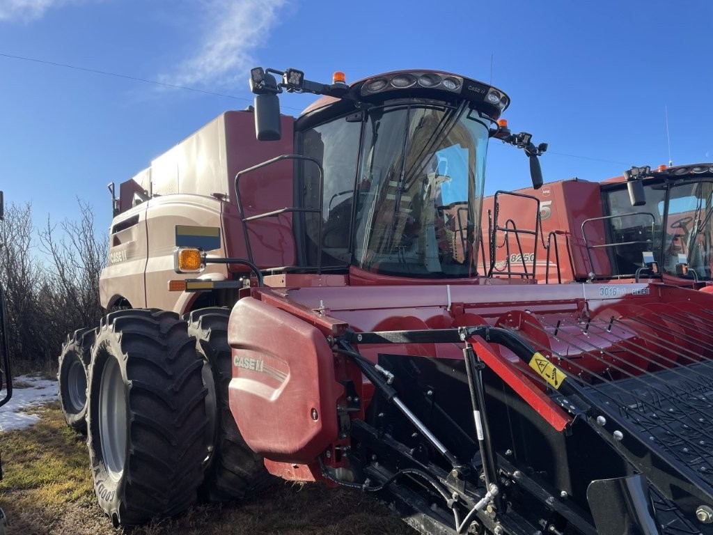 2024 Case 8250 Combine