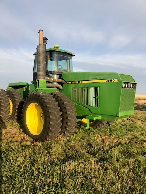 1991 John Deere 8560 Tractor 4WD