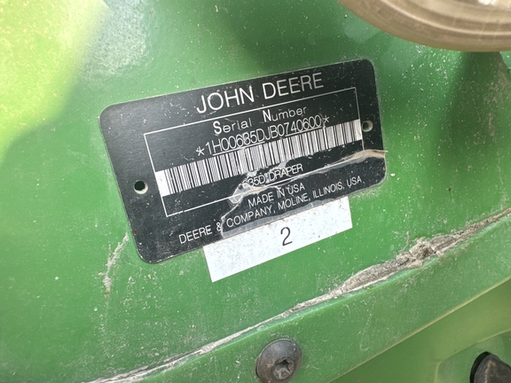 2011 John Deere 635D Header Combine