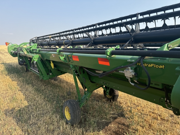 2011 John Deere 635D Header Combine