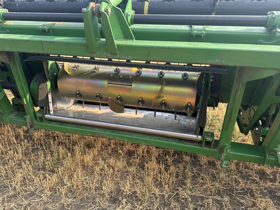 2011 John Deere 635D Header Combine