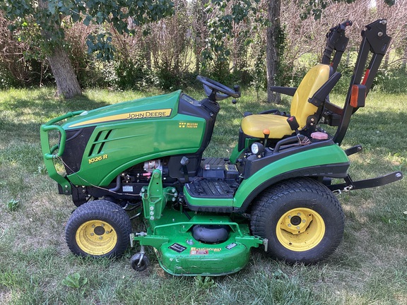 2011 John Deere 1026R Tractor Compact