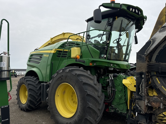 2016 John Deere 8600 Forage Harvester