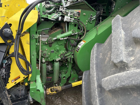 2016 John Deere 8600 Forage Harvester