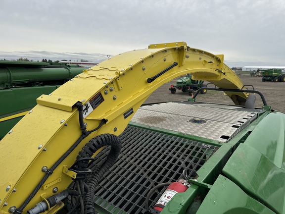 2016 John Deere 8600 Forage Harvester