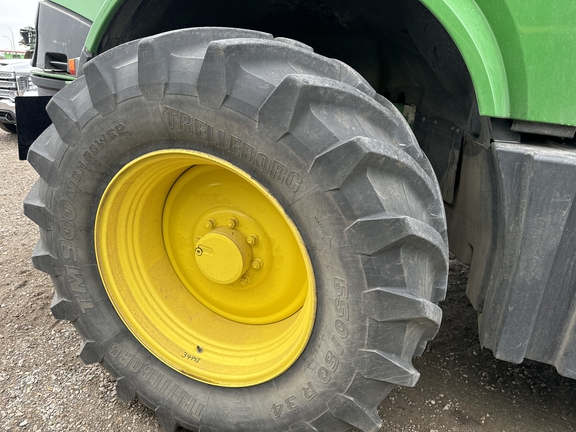 2016 John Deere 8600 Forage Harvester