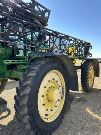 2011 John Deere 4930 Sprayer/High Clearance