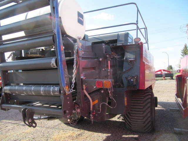 2020 Massey Ferguson 2270 Baler/Big Square