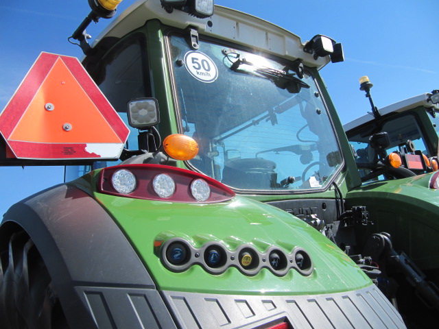 2020 Fendt 724S4 Tractor