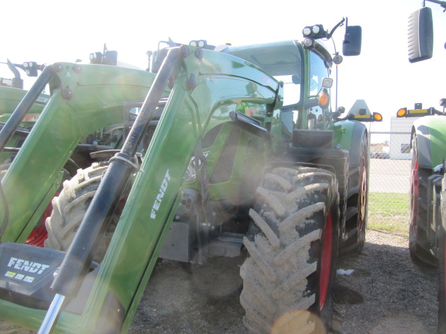 2020 Fendt 724S4 Tractor