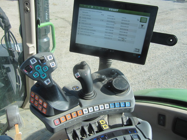 2021 Fendt 716 Gen6 Tractor