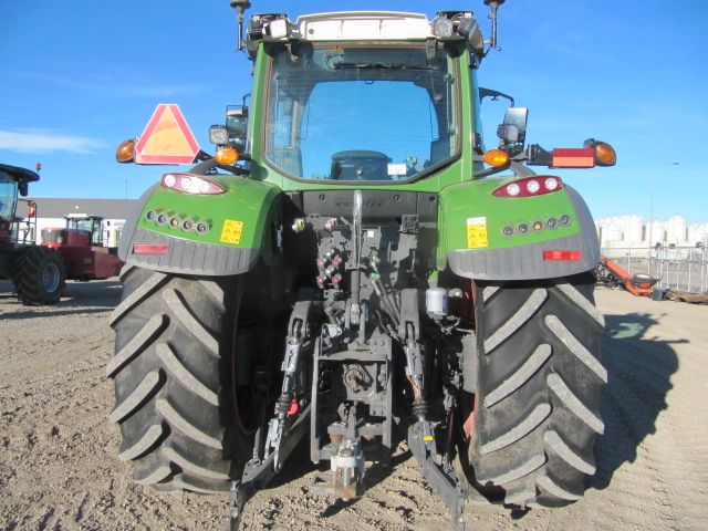 2021 Fendt 716 Gen6 Tractor