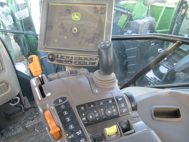 2018 John Deere 6175R Tractor