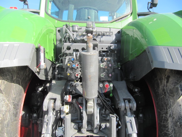 2020 Fendt 1050 Tractor