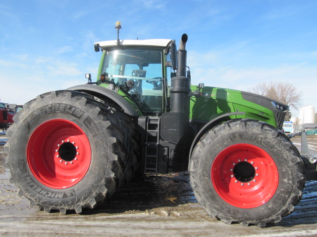 2020 Fendt 1050 Tractor