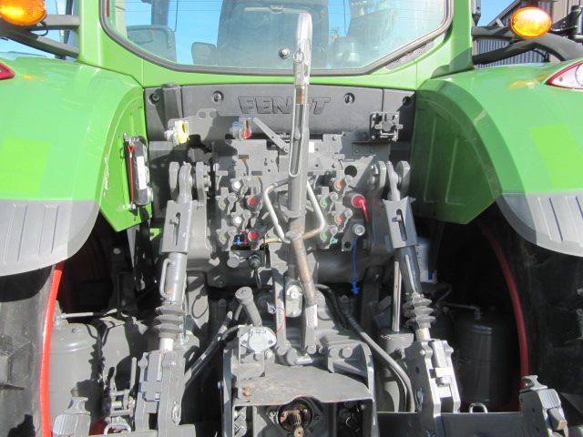 2019 Fendt 718S4 Tractor