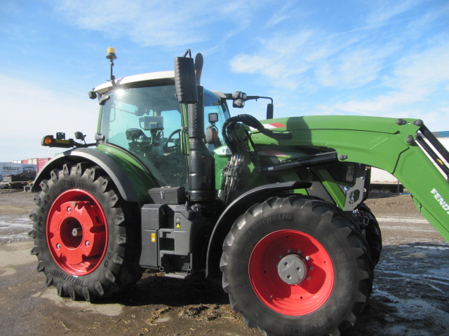 2019 Fendt 718S4 Tractor