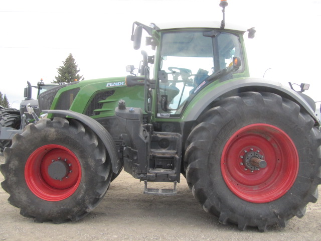 2022 Fendt 824S4 Tractor