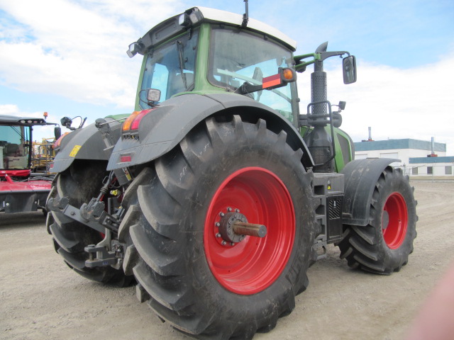 2022 Fendt 824S4 Tractor