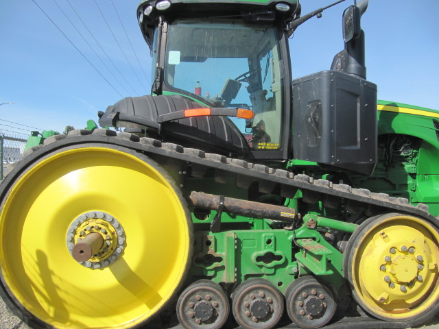 2014 John Deere 8370RT Tractor