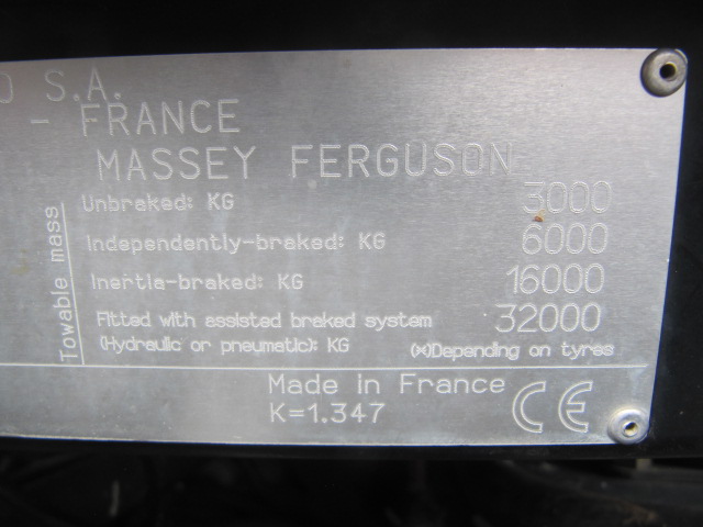 2015 Massey Ferguson 7624 Premium Tractor