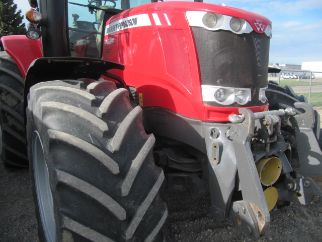 2015 Massey Ferguson 7624 Premium Tractor
