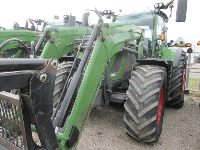 2021 Fendt 724S4 Tractor