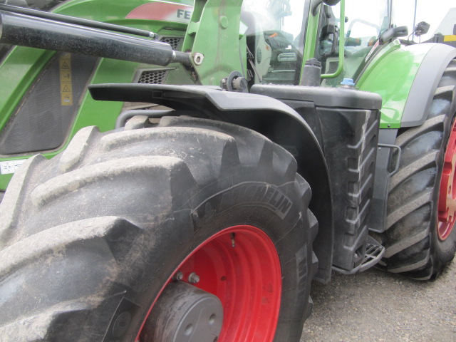 2021 Fendt 724S4 Tractor