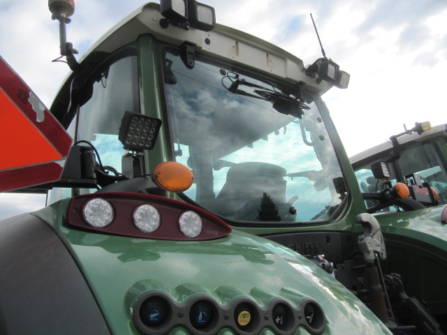 2016 Fendt 724S4 Tractor