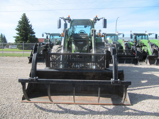 2021 Fendt 716 Gen6 Tractor