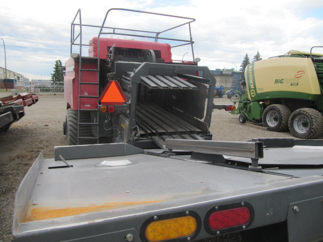 2013 Massey Ferguson 2170 Baler/Big Square