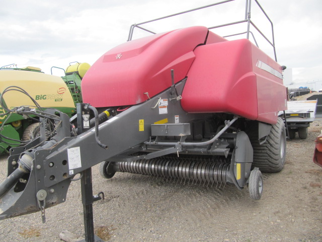 2013 Massey Ferguson 2170 Baler/Big Square