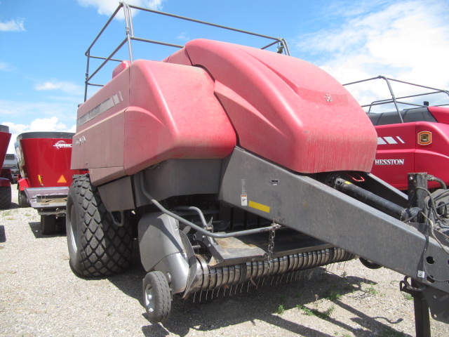 2010 Massey Ferguson 2190 Baler/Big Square