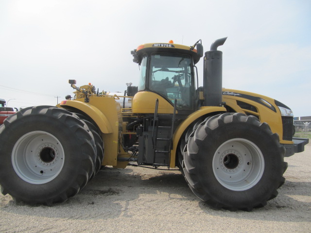 2018 Challenger MT975E Tractor