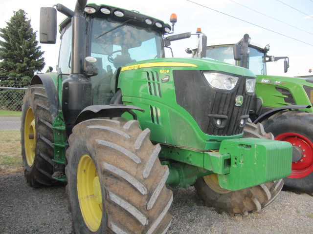 2017 John Deere 6215R Tractor