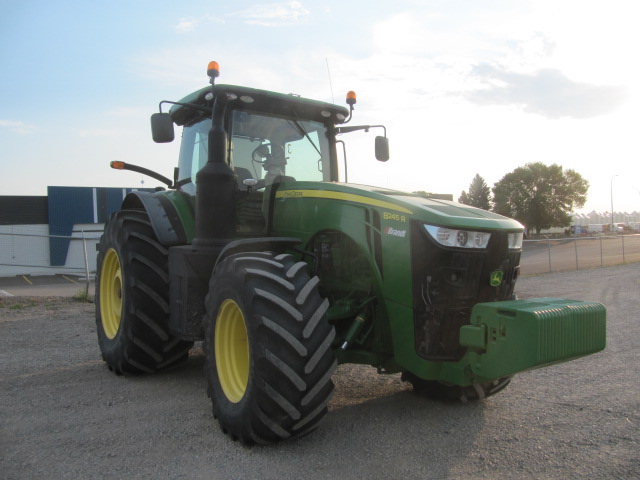 2015 John Deere 8245R Tractor